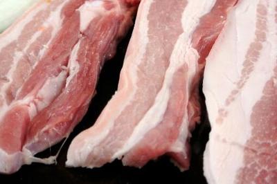 全国猪肉价格连降11周,批发价格每公斤跌破40元!现在多少钱一斤?附行情走势